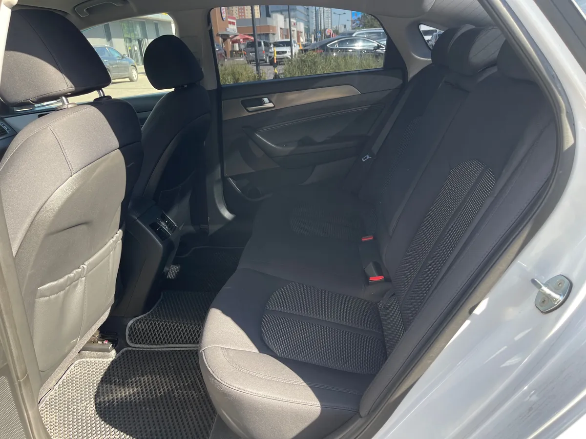 Hyundai Sonata 2.0 AT (150 л.с.)