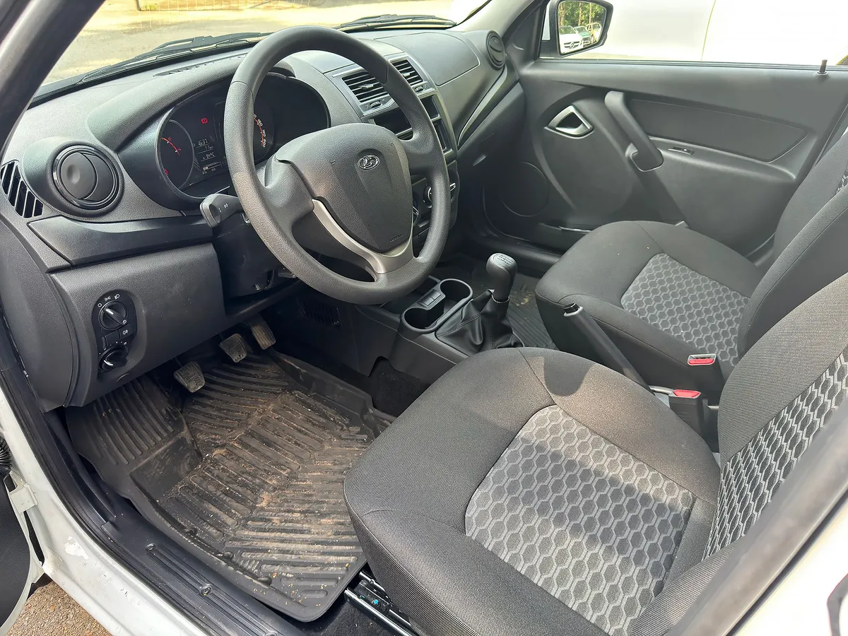 ВАЗ (Lada) Granta 1.6 MT (106 л.с.)