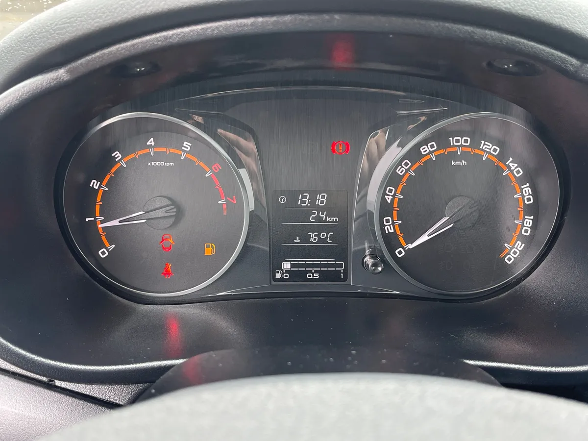 ВАЗ (Lada) Granta 1.6 MT (90 л.с.)
