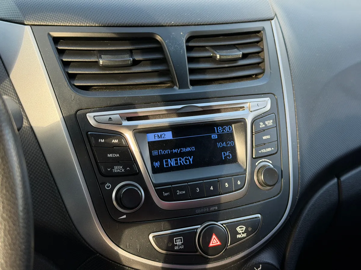 Hyundai Solaris 1.6 AT (123 л.с.)