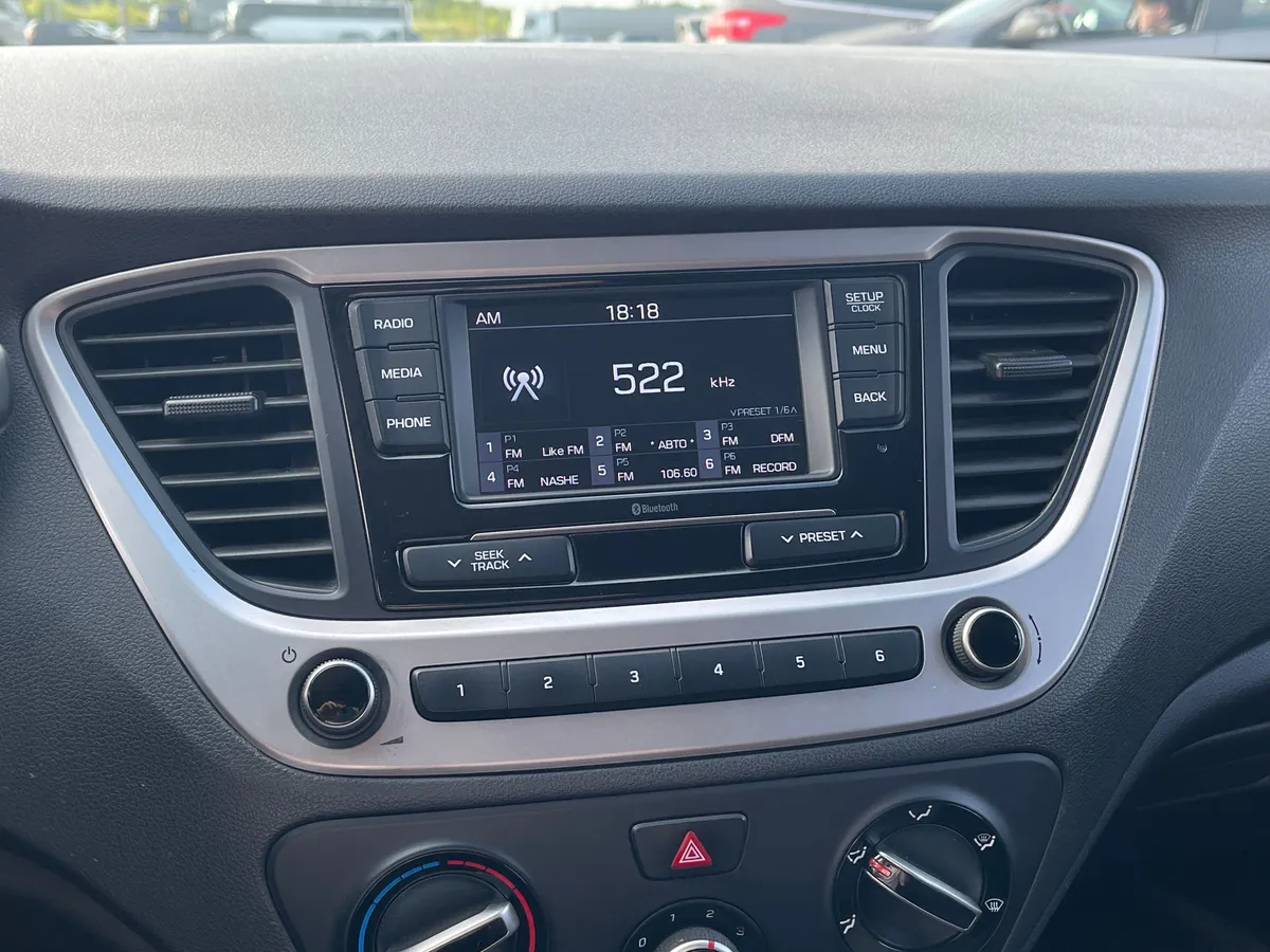 Hyundai Solaris 1.6 MT (123 л.с.), 2018 — фото 8