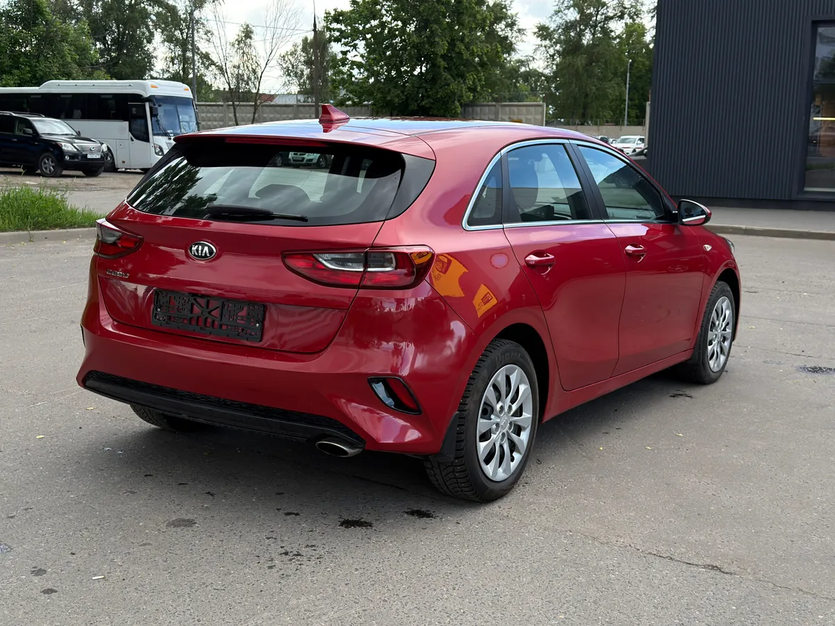 Kia Ceed 1.6 AT (128 л.с.)