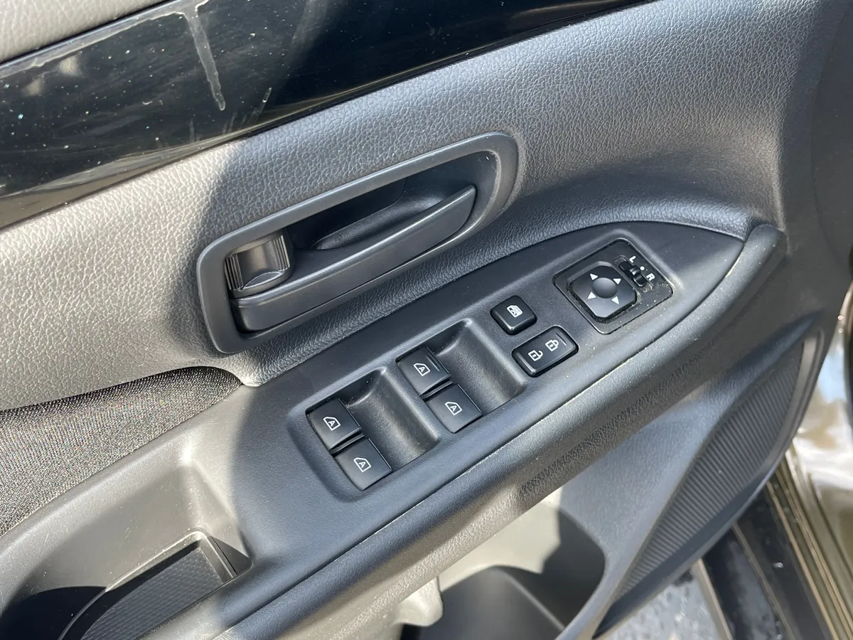 Mitsubishi Outlander 2.0 CVT (146 л.с.)