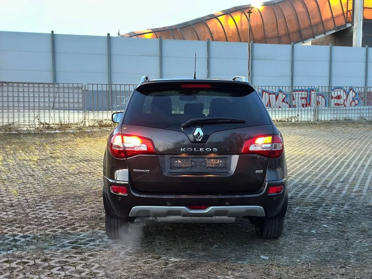 Renault Koleos 2.5 CVT 4x4 (171 л.с.)