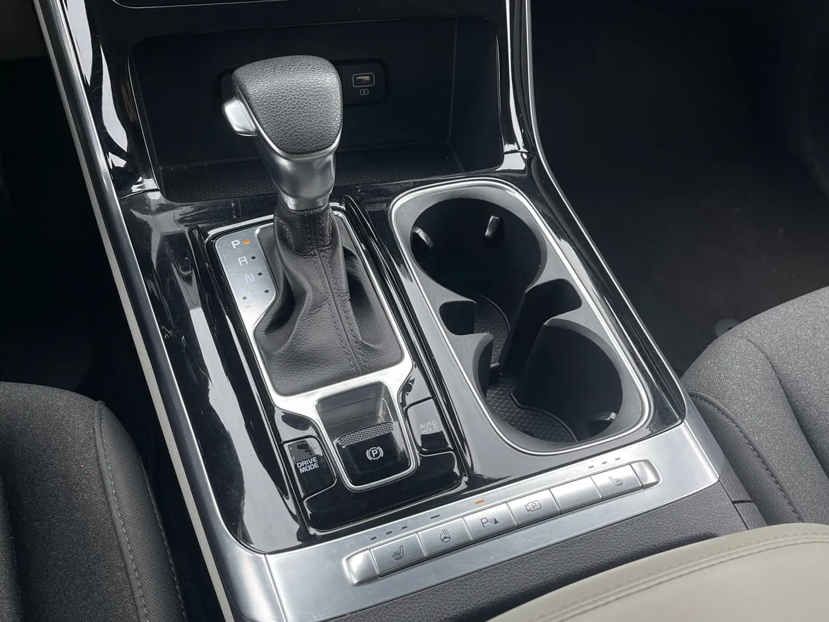 Kia Carnival 2.2 AT (199 л.с.), 2021 — фото 11