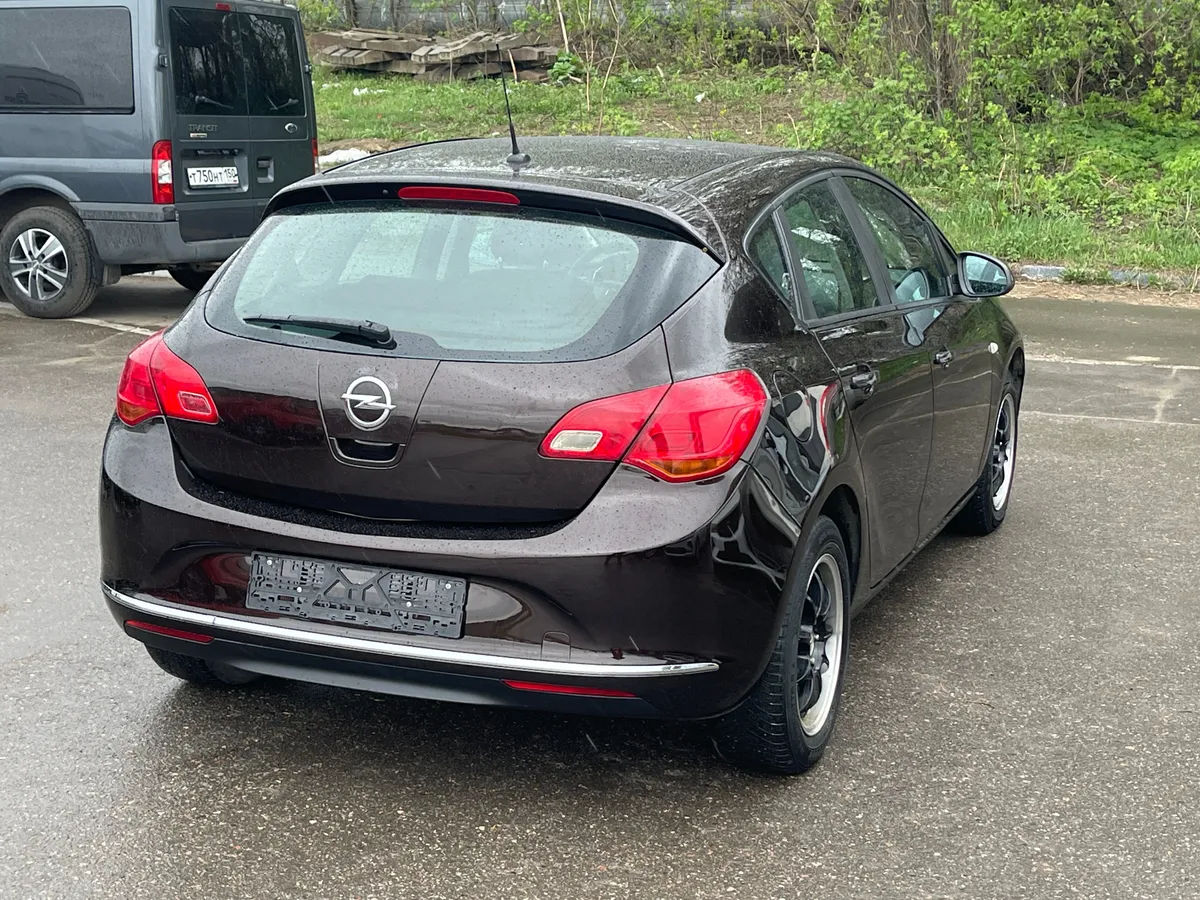 Opel Astra 1.6 AT (115 л.с.)