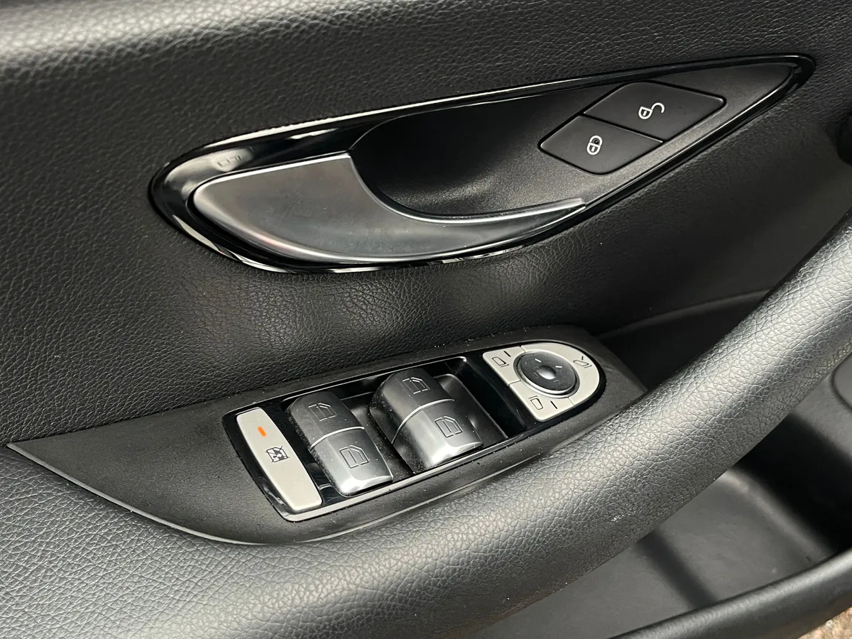 Mercedes-Benz E-Класс E 200 9G-TRONIC (184 л.с.), 2016 — фото 12