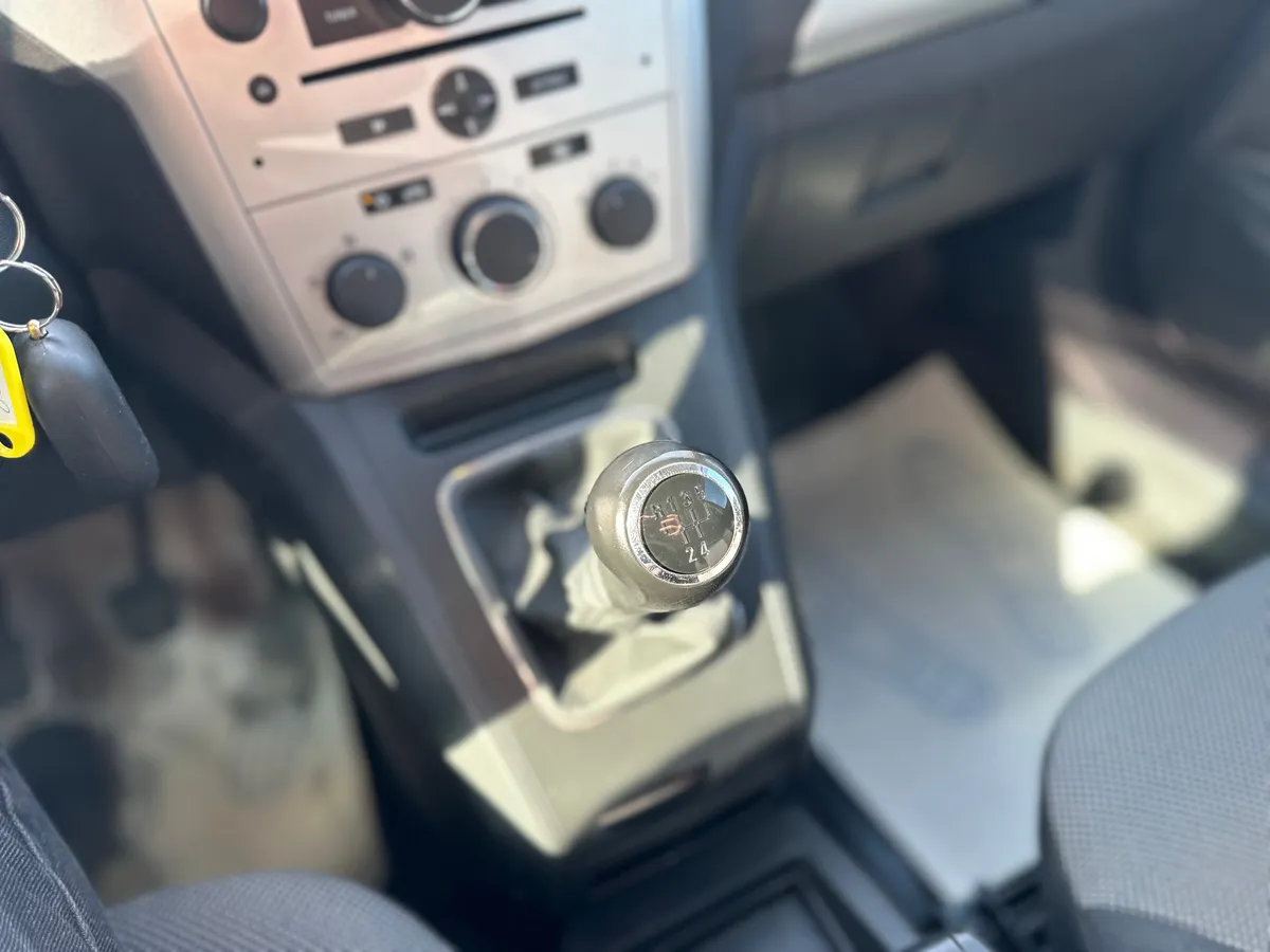 Opel Zafira 1.8 MT (140 л.с.)