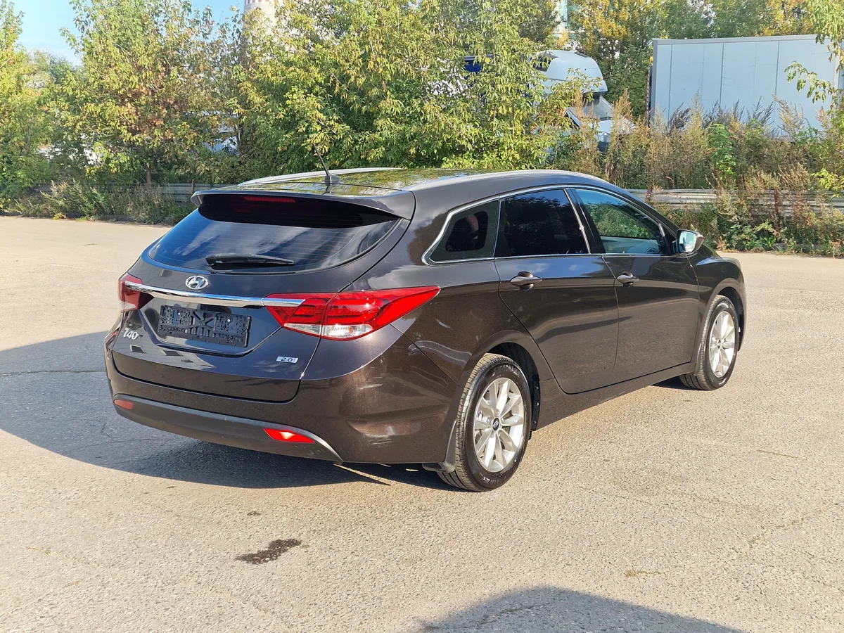 Hyundai i40 2.0 AT (150 л.с.)