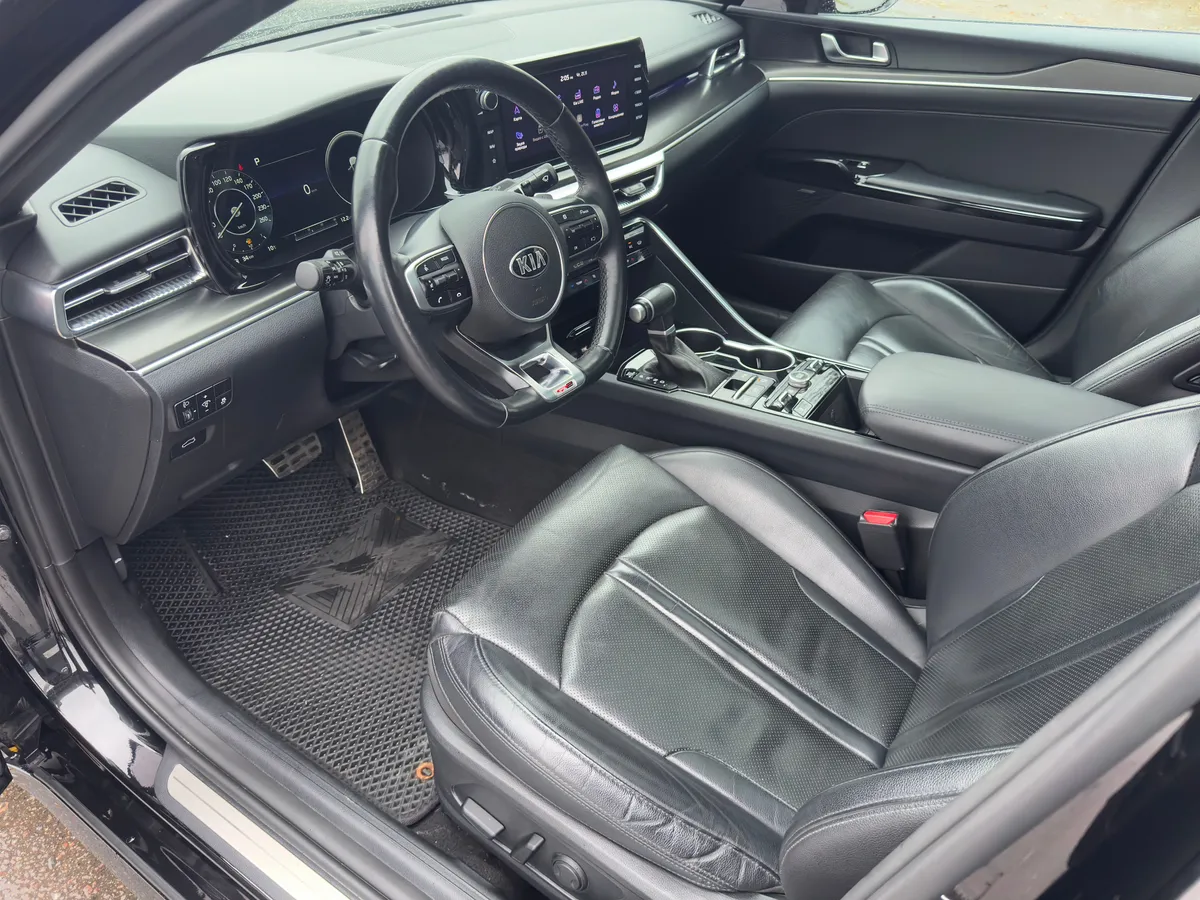 Kia K5 2.5 AT (194 л.с.)