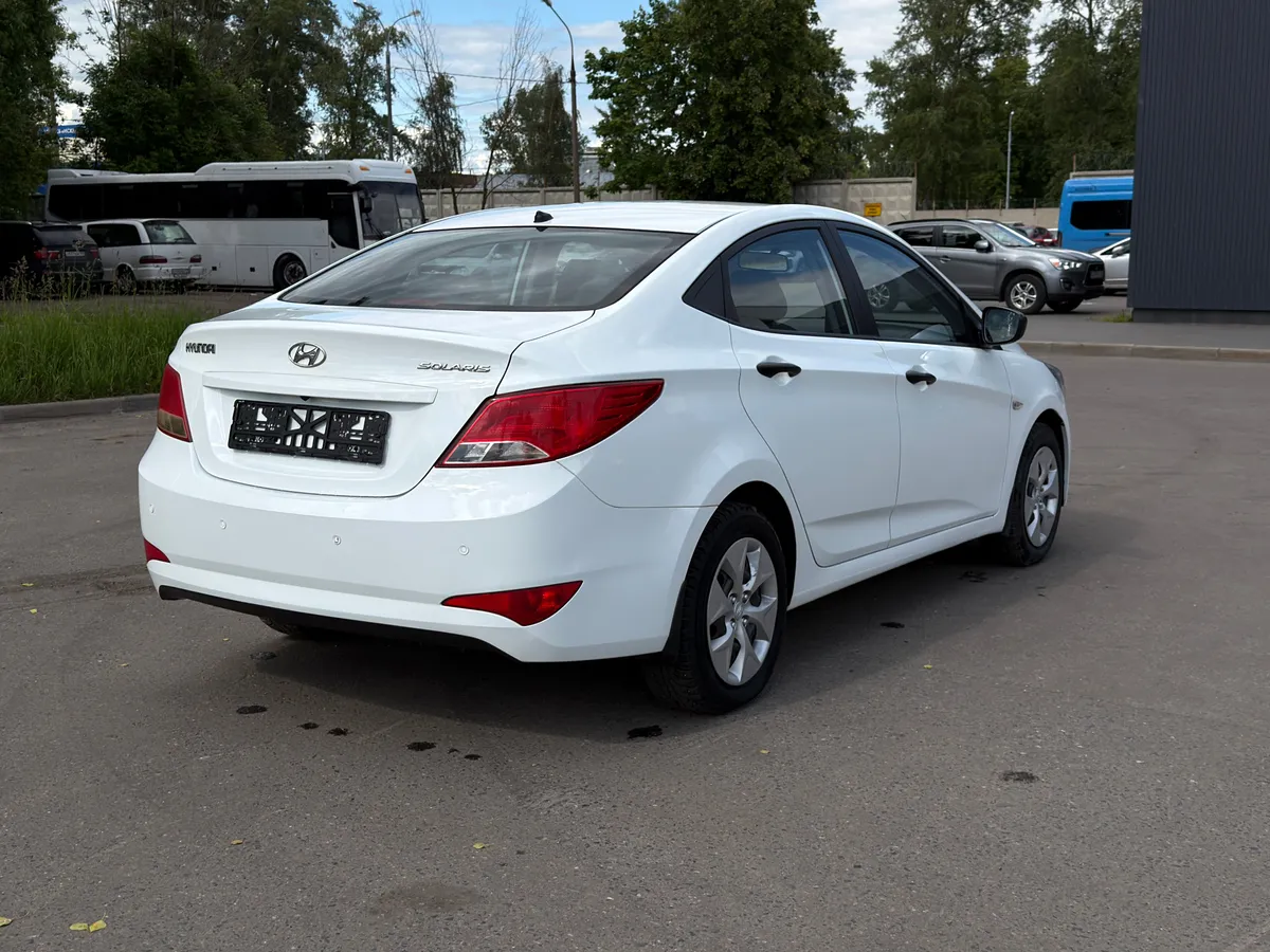 Hyundai Solaris 1.4 AT (107 л.с.)