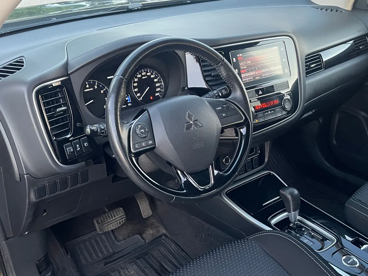 Mitsubishi Outlander 2.0 CVT AWD (146 л.с.), 2018 — фото 5