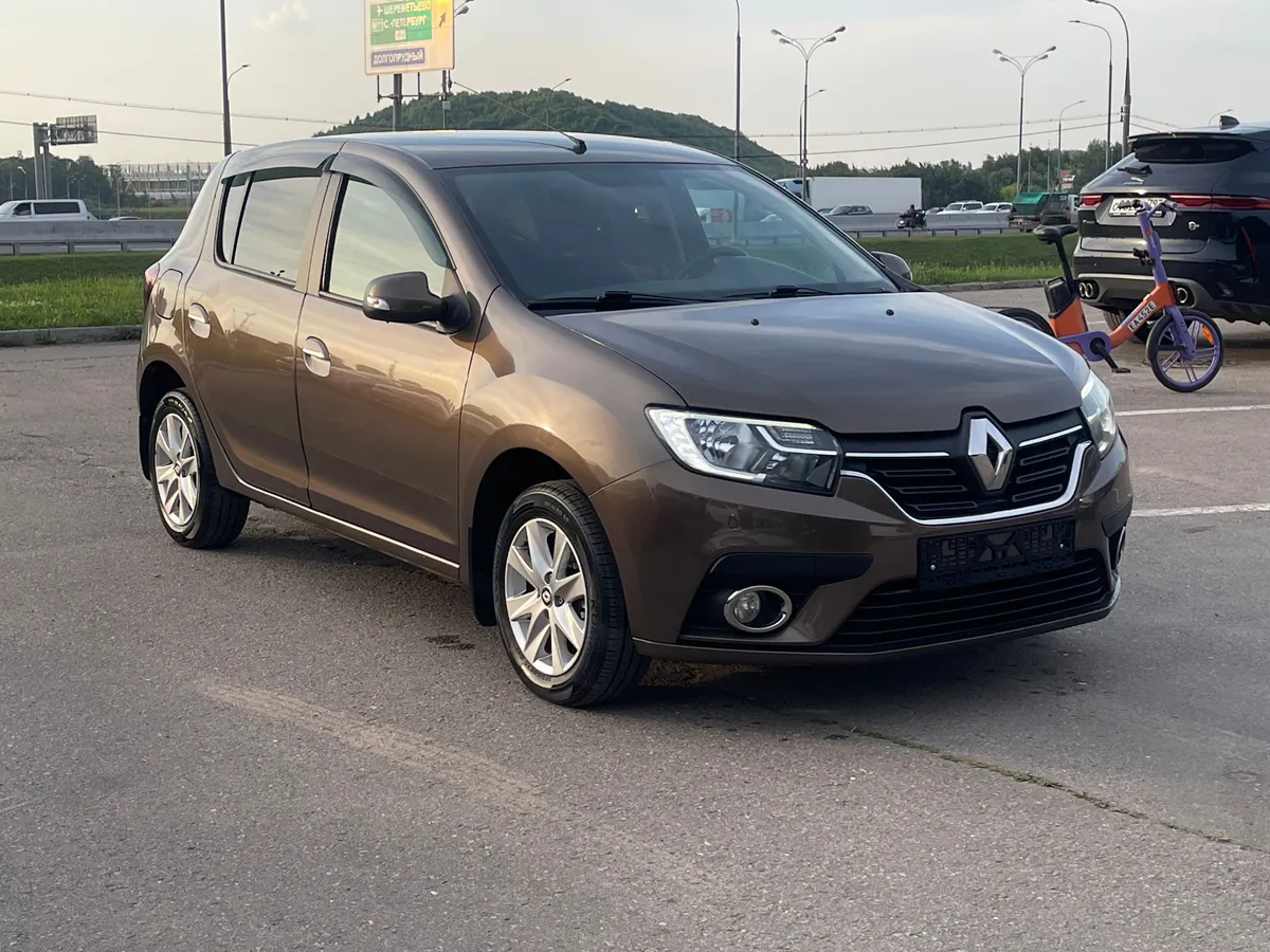 картинка Renault Sandero 1.6 MT (82 л.с.) от galaxy-auto