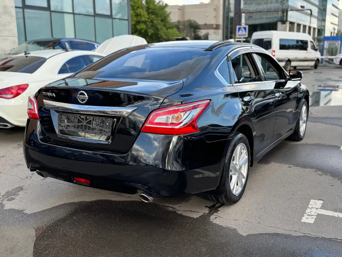 Nissan Teana