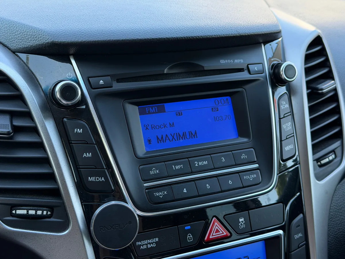 Hyundai i30 1.6 MT (130 л.с.)