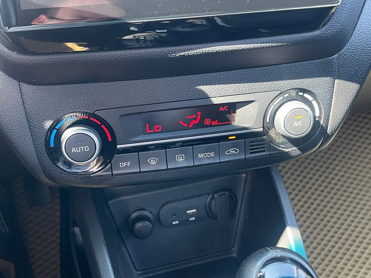 Kia Rio 1.6 AT (123 л.с.), 2015 — фото 13