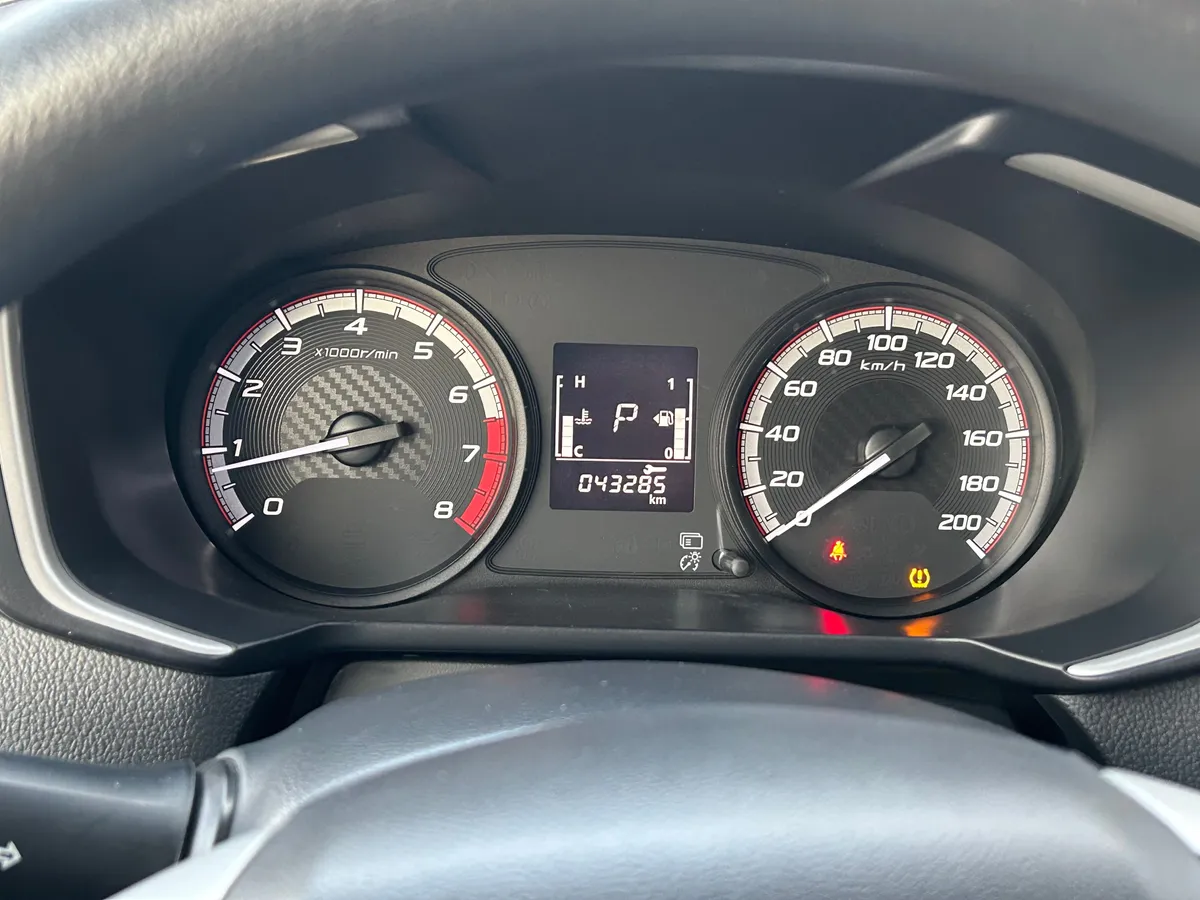 Mitsubishi XPANDER 1.5 AT (104 л.с.)