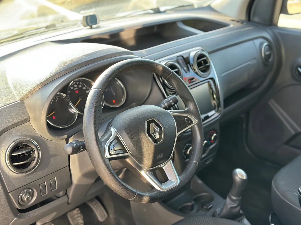 Renault Dokker 1.6 MT (82 л.с.)