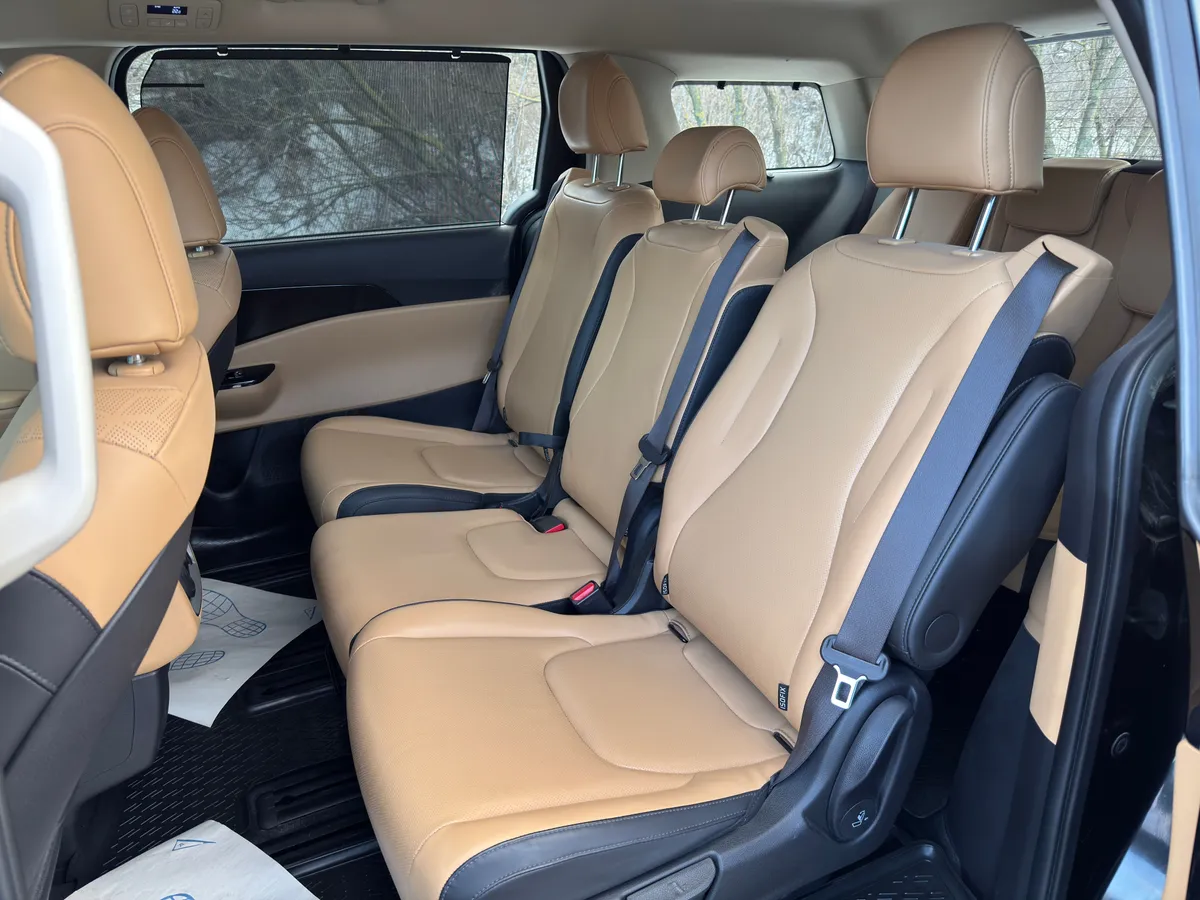 Kia Carnival 2.2 AT (199 л.с.)