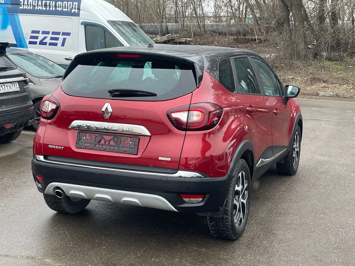 Renault Kaptur 2.0 AT AWD (143 л.с.)