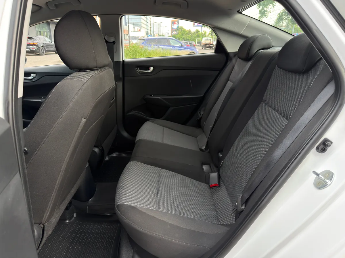 Hyundai Solaris 1.6 AT (123 л.с.)