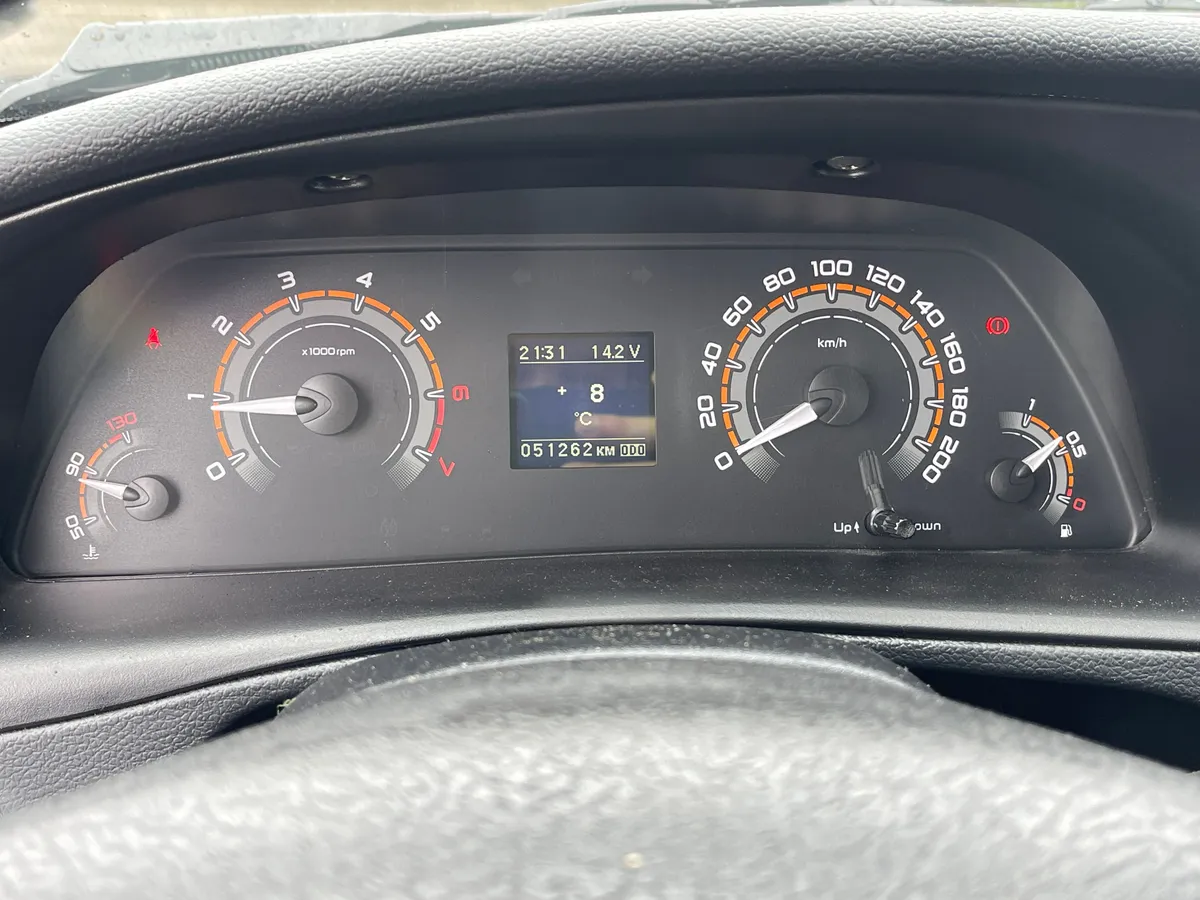 ВАЗ (Lada) Niva Travel 1.7 MT AWD (83 л.с.)