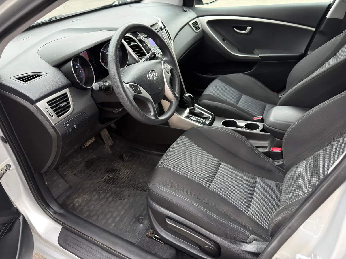 Hyundai i30 1.6 AT (130 л.с.)