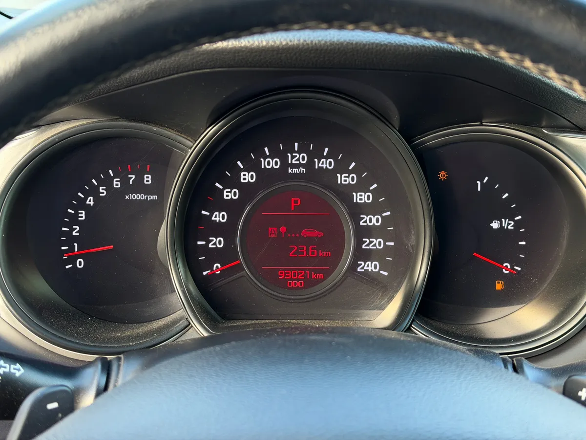 Kia Ceed 1.6 AT (130 л.с.)