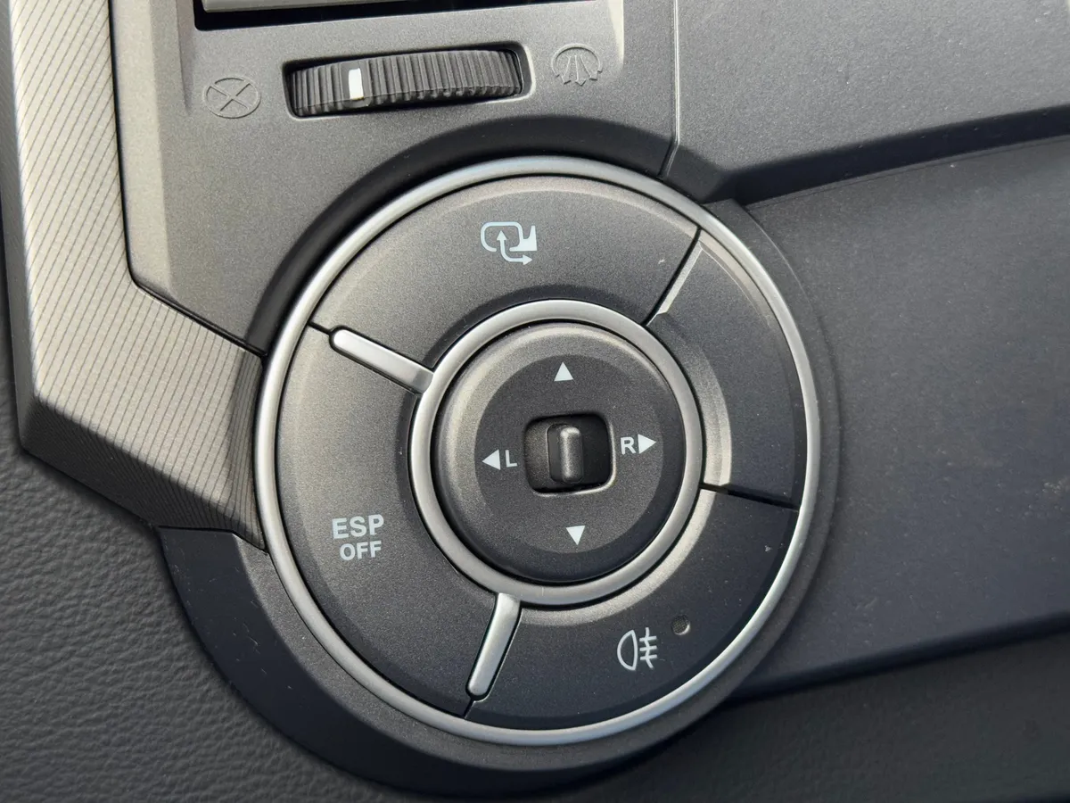 SsangYong Kyron 2.3 E-Tronic 4WD (150 л.с.)