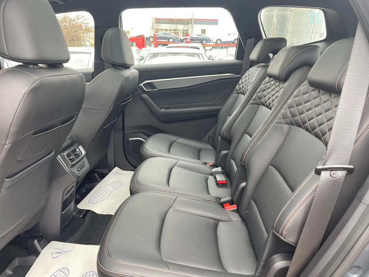 Geely Okavango 2.0 AMT (200 л.с.)