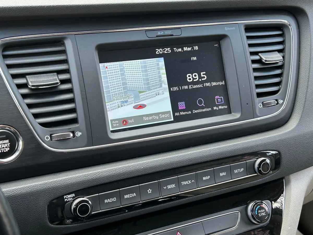 Kia Carnival 2.2 CRDi AT (200 л.с.)