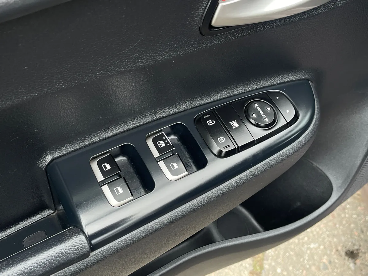 Kia Rio 1.6 AT (123 л.с.), 2019 — фото 11
