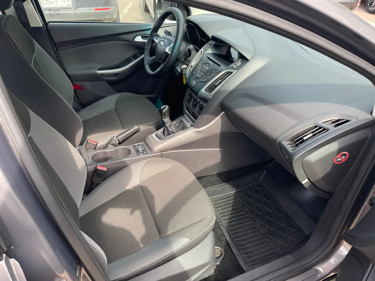 Ford Focus 1.6 MT (105 л.с.), 2011 — фото 6