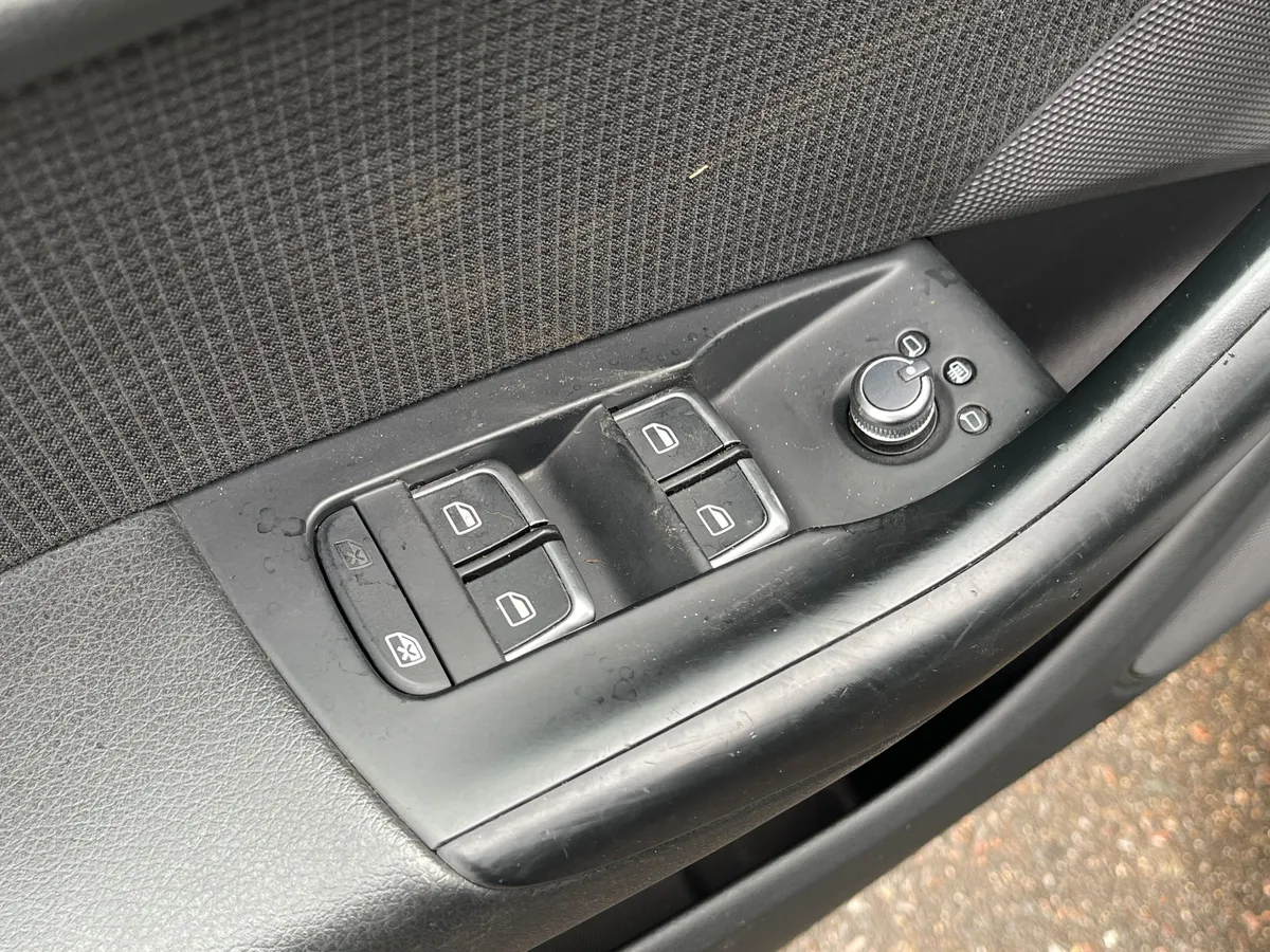 Audi Q3 2.0 TFSI S tronic quattro (180 л.с.)