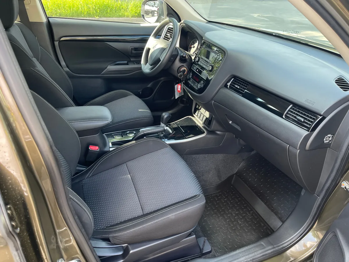Mitsubishi Outlander 2.0 CVT (146 л.с.)