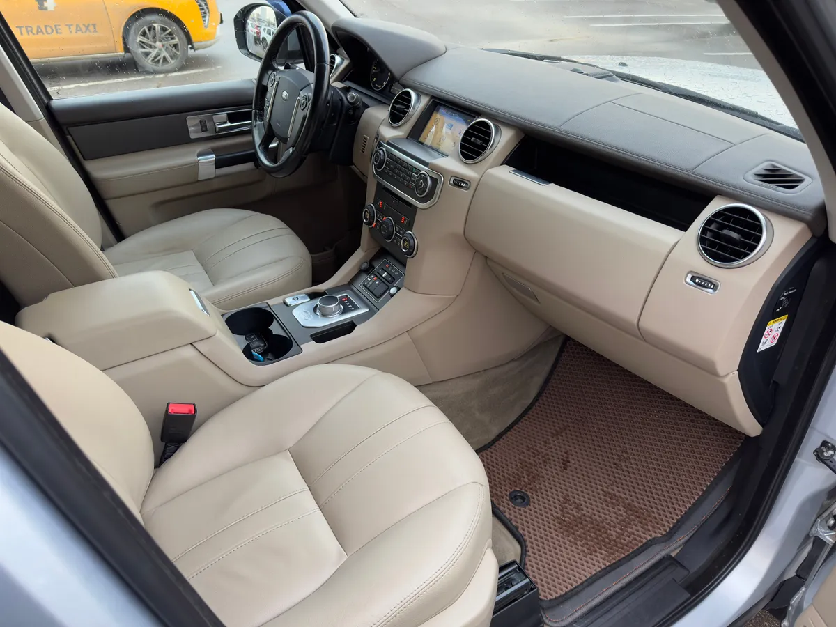 Land Rover Discovery 3.0 TDV6 AT 4WD (211 л.с.)