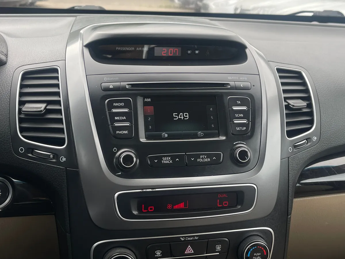 Kia Sorento 2.4 AT 4WD (175 л.с.), 2013 — фото 8