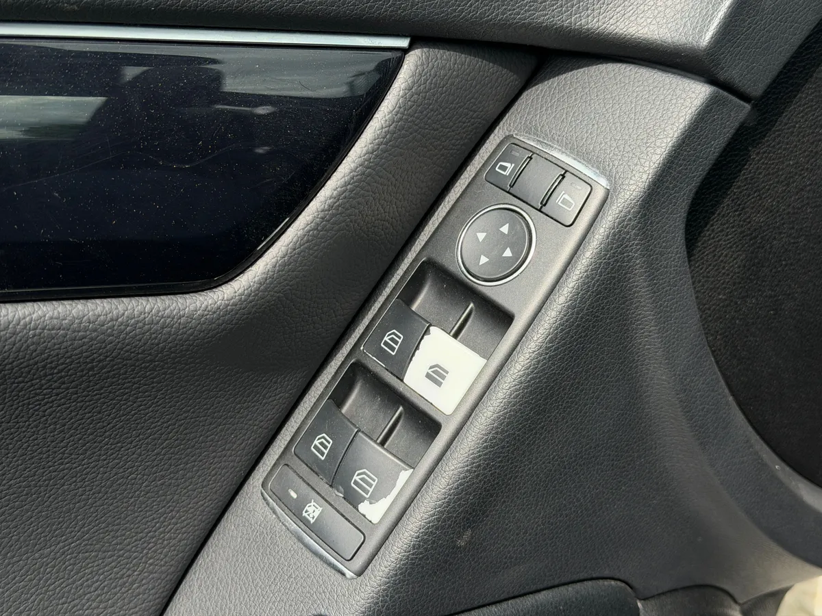 Mercedes-Benz C-Класс C 180 7G-Tronic Plus (156 л.с.)