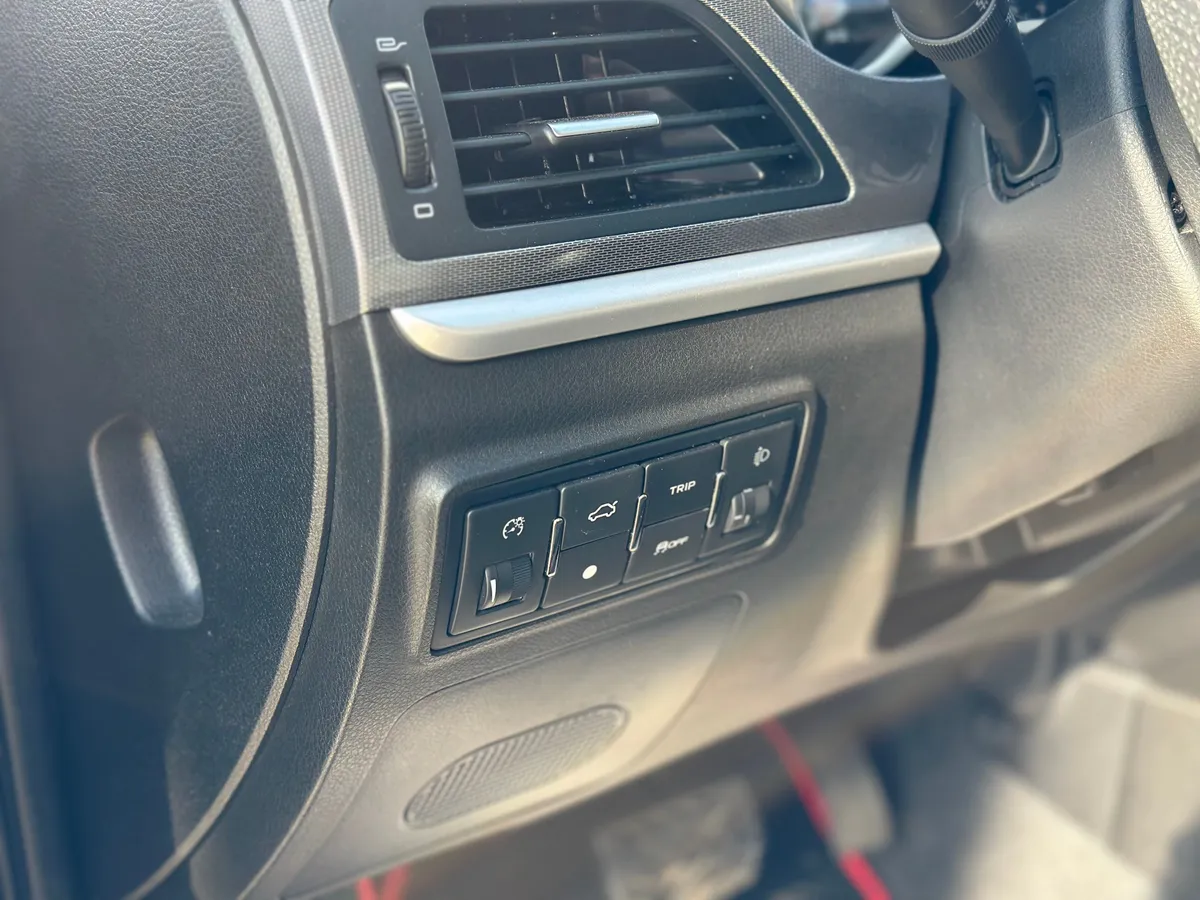 Geely Emgrand 7 1.8 CVT (129 л.с.)