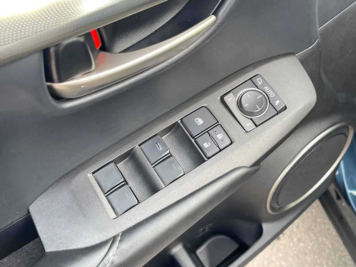 Lexus NX 2.0 CVT (150 л.с.)