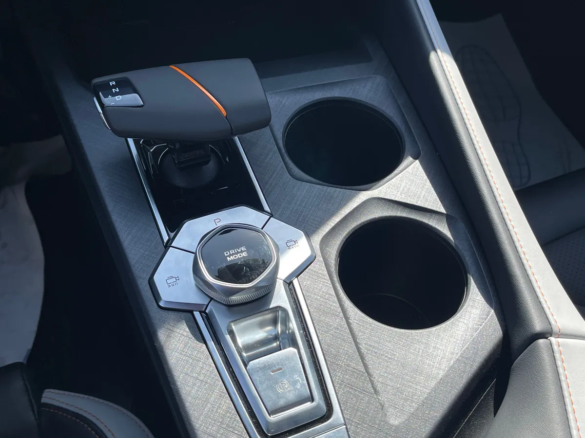 Changan UNI-V 1.5 AMT (181 л.с.)