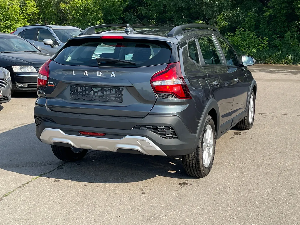 ВАЗ (Lada) Iskra 1.6 MT (106 л.с.)