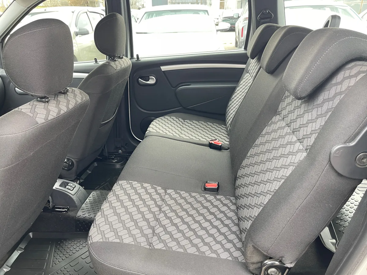 ВАЗ (Lada) Largus 1.6 MT (106 л.с.)