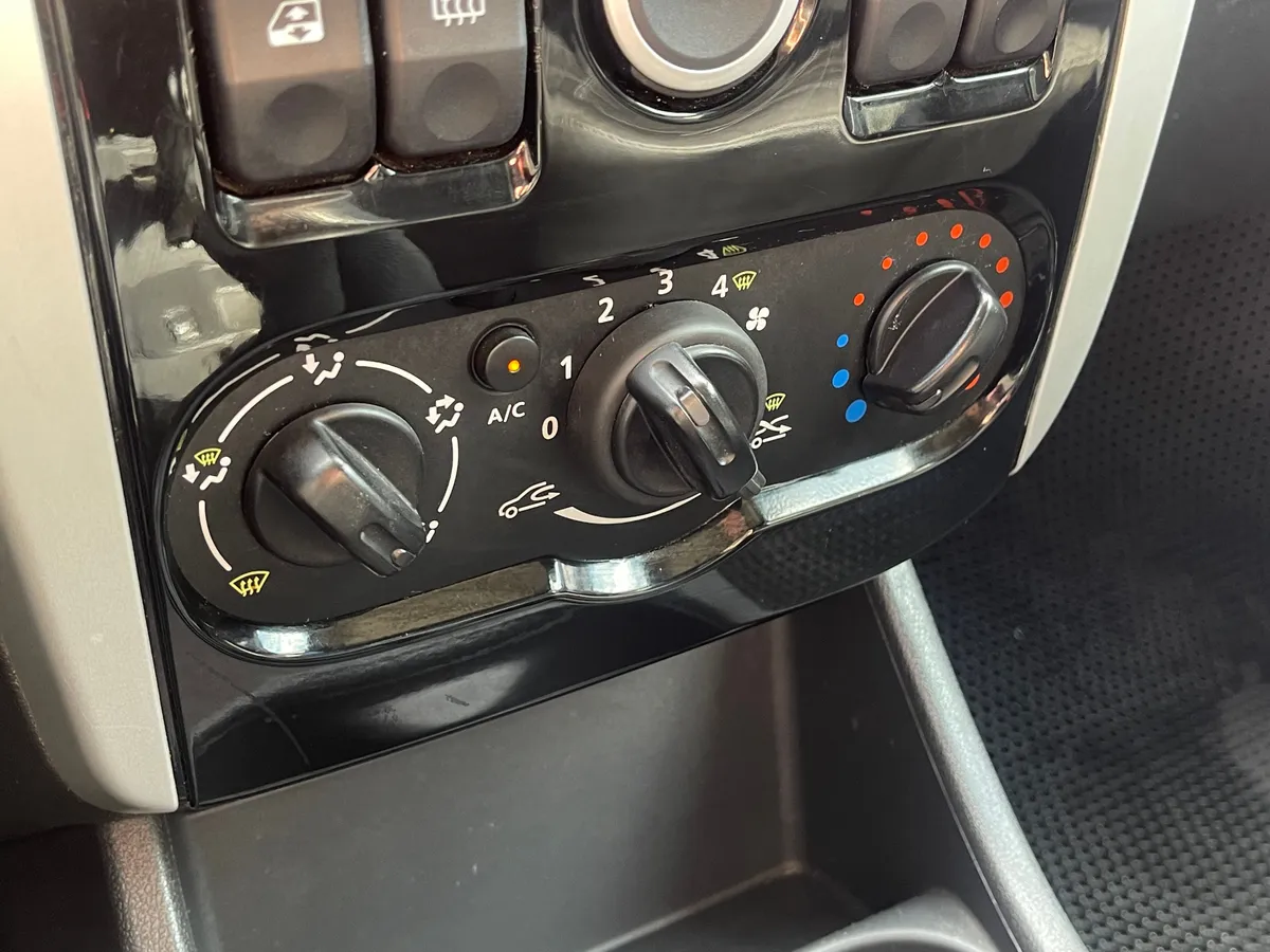 ВАЗ (Lada) Largus 1.6 MT 16 кл (5 мест) (106 л.с.), 2019 — фото 10
