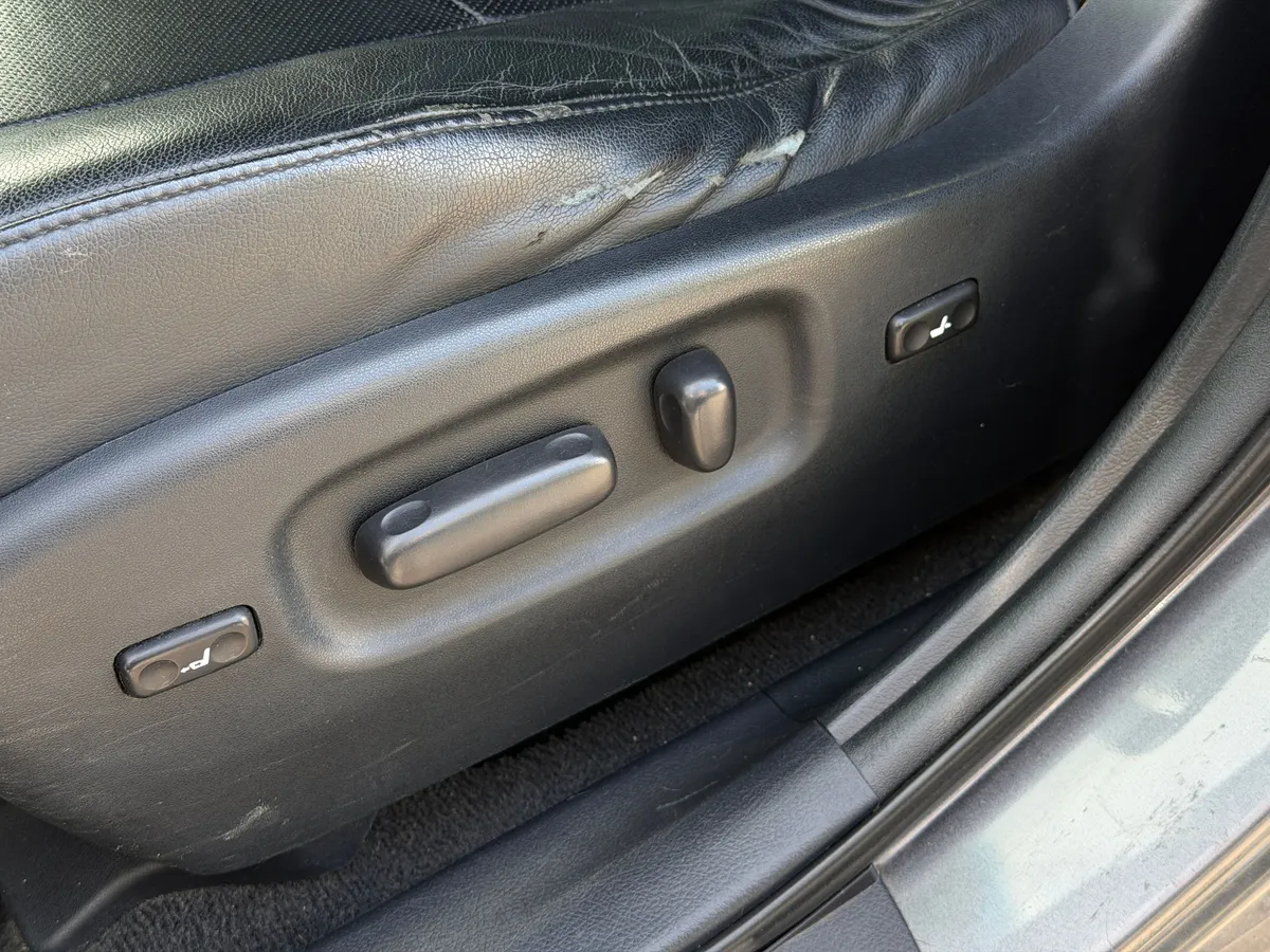 Toyota Highlander 3.5 AT 4WD (273 л.с.)